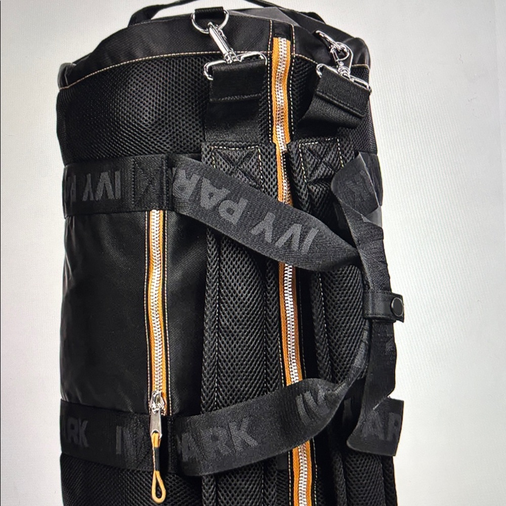 IVY Adidas Duffle Bag - Picture 3 of 15